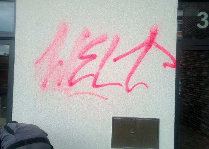 graffitientfernung von putz